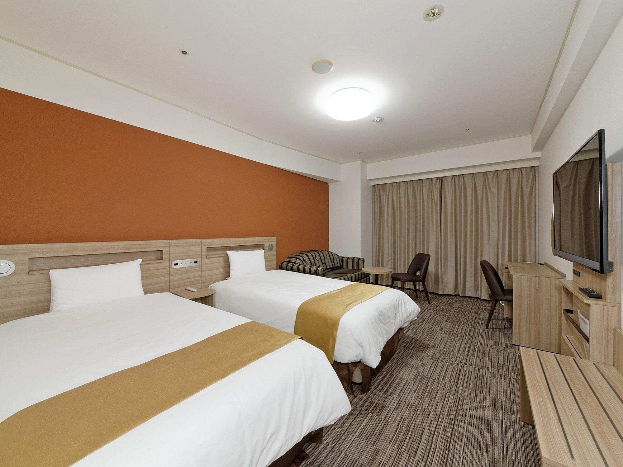Hotel Sunroute Sopra Кобе Экстерьер фото