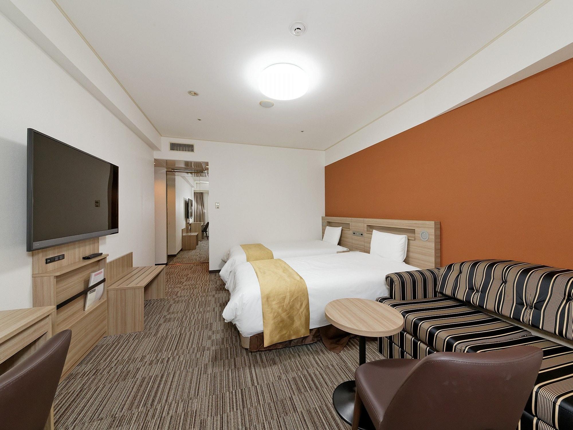 Hotel Sunroute Sopra Кобе Экстерьер фото